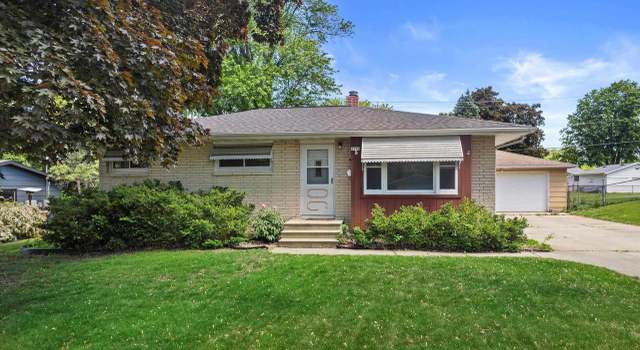 Photo of 4706 Steinhauer Trl, Madison, WI 53716