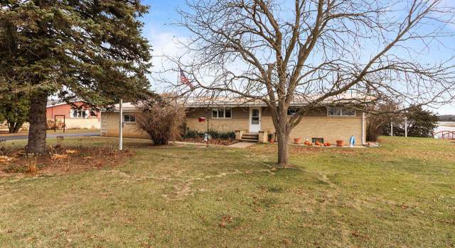 Photo of 230 Gilbertson St, Markesan, WI 53946