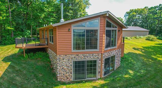 Photo of W9070 Von Haden Rd, Elroy, WI 53929