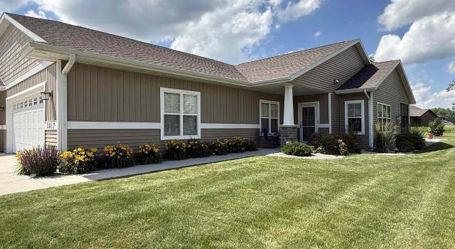 Photo of 3817 Huntington Ave, Janesville, WI 53546