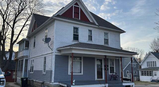 Photo of 414 Beaver St, Beaver Dam, WI 53916