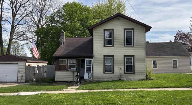 Photo of 815 Johnson St, Janesville, WI 53548