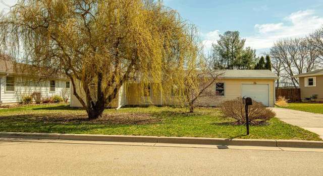 Photo of 201 S Kerch St, Brooklyn, WI 53521