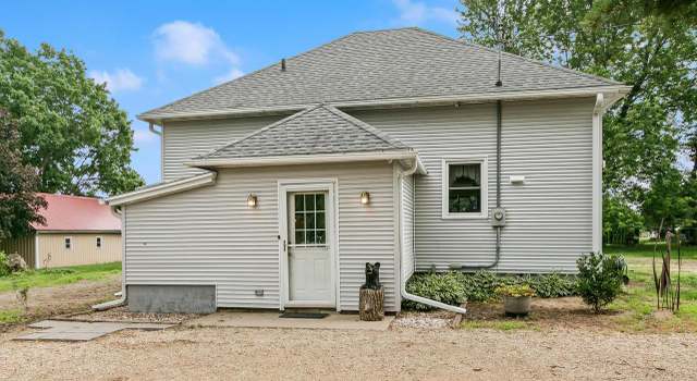 Photo of 1120 City View Rd, Baraboo, WI 53913
