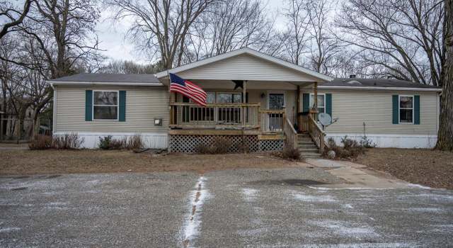 Photo of 306 Julius Ln, Lyndon Station, WI 53944