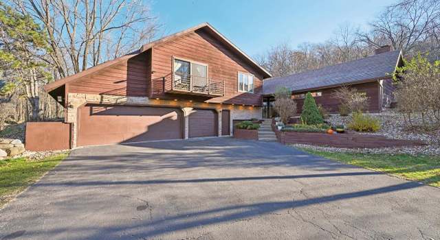 Photo of 8019 Shag Bark Cir, Cross Plains, WI 53528