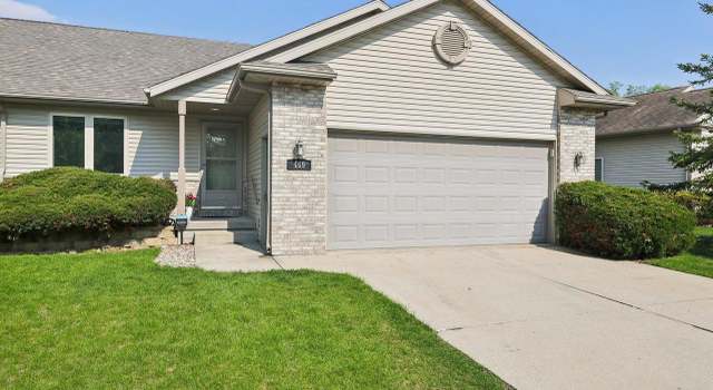 Photo of 469 N Westmount Dr, Sun Prairie, WI 53590