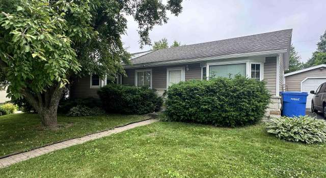 Photo of 733 Connie Rd, Baraboo, WI 53913