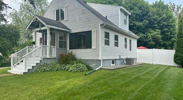 Photo of 2105 Huxley St, Madison, WI 53704