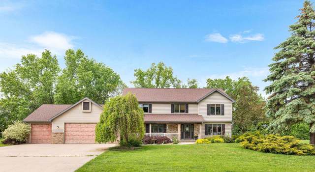 Photo of 1288 Whippletree Ln, Neenah, WI 54956