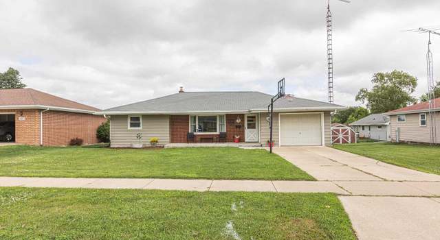 Photo of 415 E Clay St, Cuba City, WI 53807