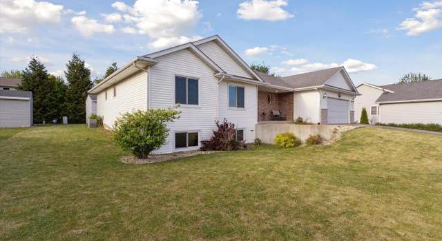 Photo of 605 E Rime St, Orfordville, WI 53576