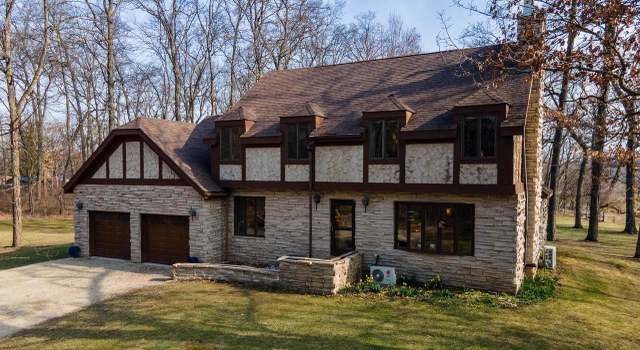 Photo of 3860 Amber Ln, Deerfield, WI 53531