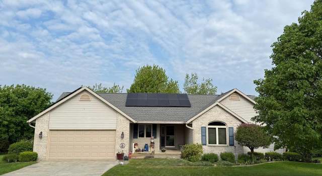 Photo of 1316 Troon Dr, Sun Prairie, WI 53590