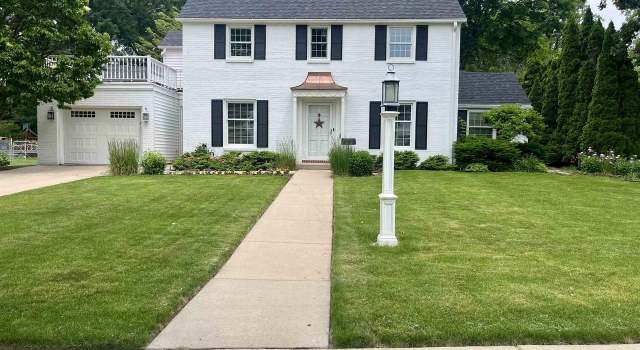 Photo of 136 Lakewood Blvd, Madison, WI 53704