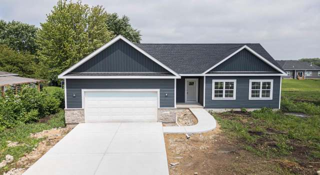 Photo of 58 E Evergreen Ln, Milton, WI 53563