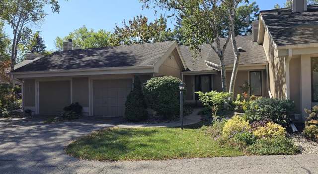 Photo of 5937 Woodcreek Ln, Middleton, WI 53562