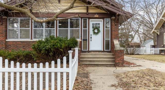 Photo of 321 Pease Ct, Janesville, WI 53545