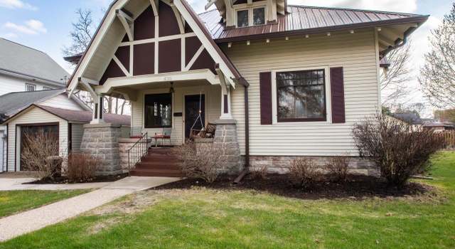 Photo of 430 Doty St, Mineral Point, WI 53565
