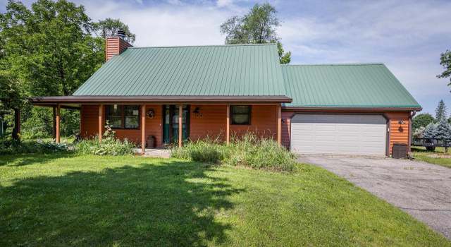 Photo of 400 Oak St, Argyle, WI 53504