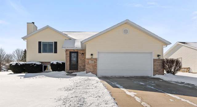 Photo of 2335 Brighton Dr, Sun Prairie, WI 53590