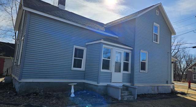Photo of 210 N Farmer St, Princeton, WI 54968