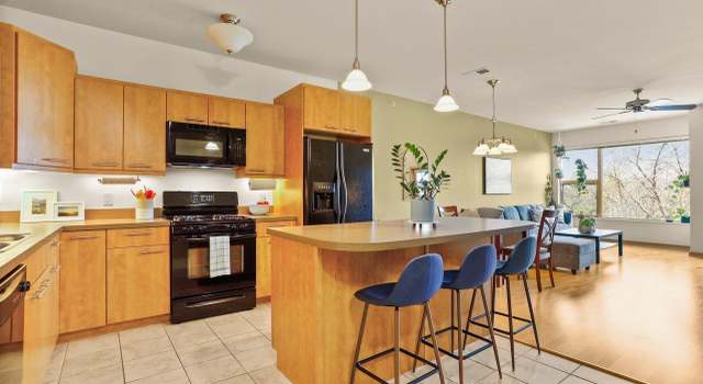 Photo of 555 S Midvale Blvd #229, Madison, WI 53711