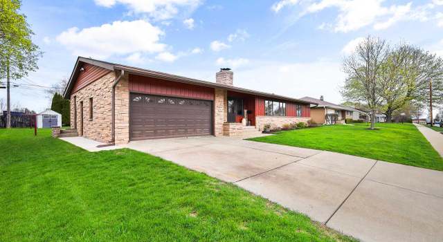 Photo of 308 Hoover St, Sun Prairie, WI 53590