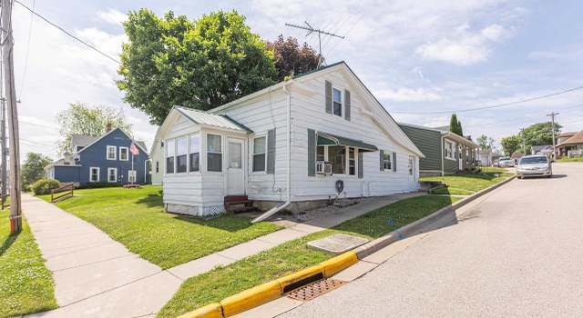 Photo of 156 W Church St, Shullsburg, WI 53586