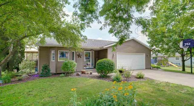 Photo of 233 Cedar Dr, Oregon, WI 53575