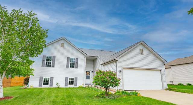 Photo of 324 Rosewood Ave, Lake Mills, WI 53551