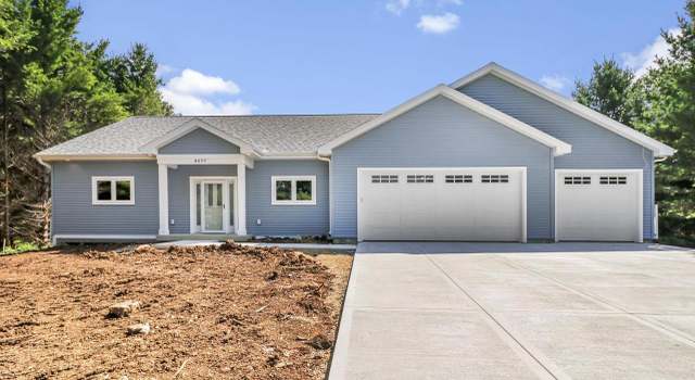 Photo of 8577 Davis St, Verona, WI 53593