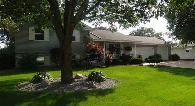 Photo of 4314 Chadswyck Dr, Janesville, WI 53546