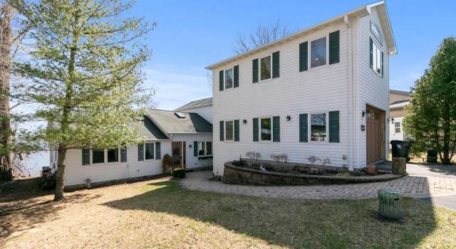 Photo of W8647 White Crow Rd, Fort Atkinson, WI 53538
