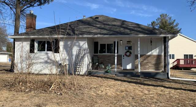 Photo of 7413 Century Pl #1, Middleton, WI 53562