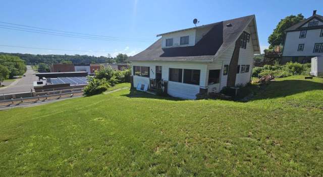 Photo of 202 Franklin St, Elroy, WI 53929