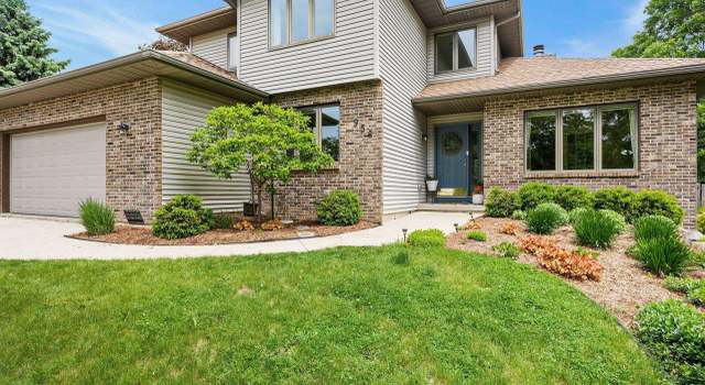 Photo of 956 Kingston Cir, Sun Prairie, WI 53590