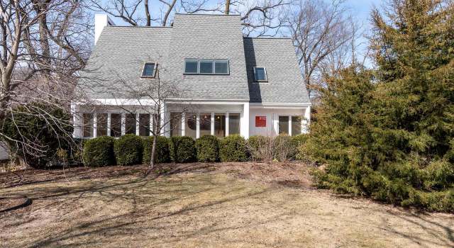 Photo of 3112 Oxford Rd, Madison, WI 53705
