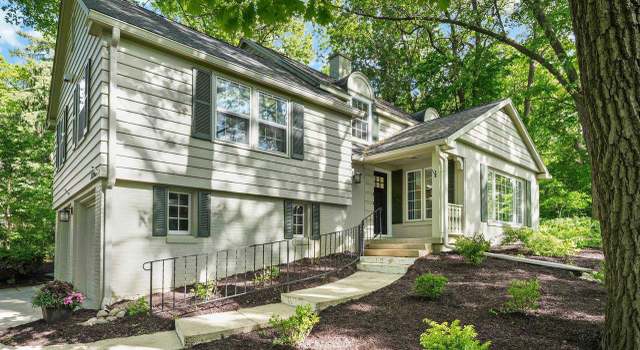 Photo of 3549 Lake Mendota Dr, Madison, WI 53705