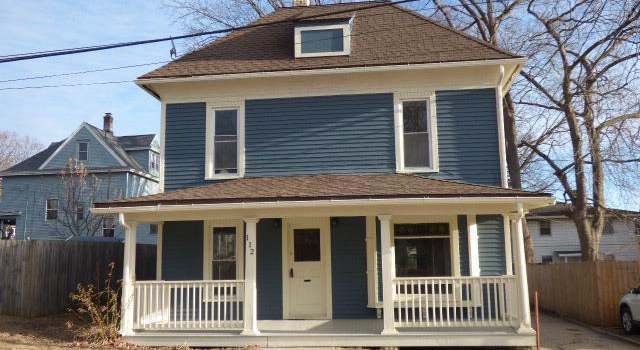 Photo of 112 Oakland Ave, Janesville, WI 53545