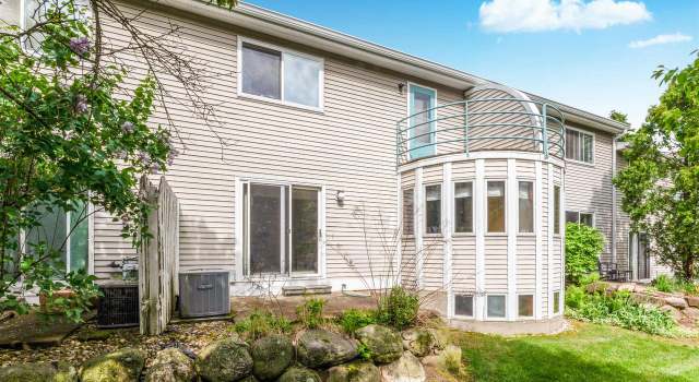 Photo of 69 Ponwood Cir, Madison, WI 53717