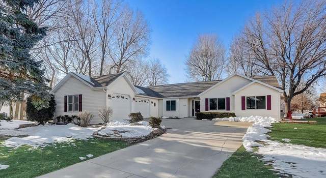 Photo of 1016 New Haven Cir, Sun Prairie, WI 53590
