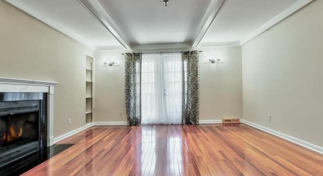 Photo of 332 N Allen St #2, Madison, WI 53726