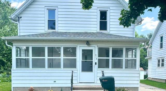 Photo of 514 Robert St, Fort Atkinson, WI 53538