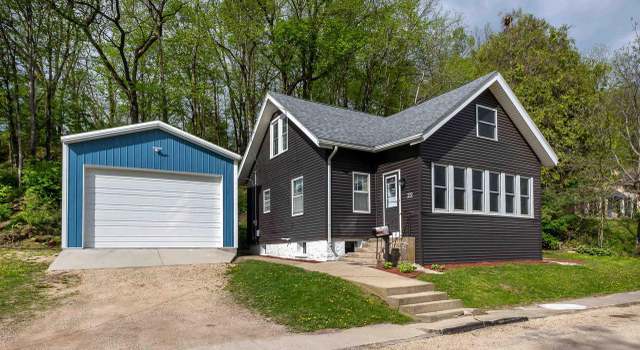 Photo of 219 W River St, Darlington, WI 53530