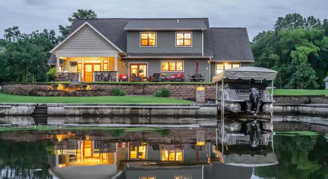 Photo of W4150 Big Oak Dr, Mauston, WI 53948