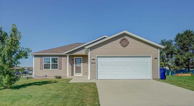 Photo of 1626 Prairie Knoll Dr, Janesville, WI 53546