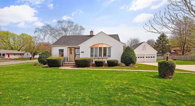 Photo of 2721 Portage Rd, Madison, WI 53704