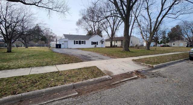 Photo of 2108 Adel St, Janesville, WI 53546