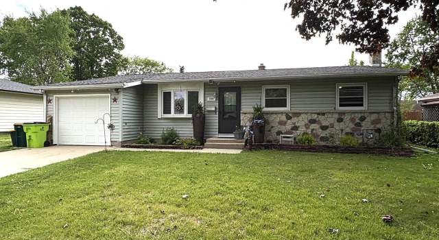 Photo of 930 Peterson St, Fort Atkinson, WI 53538